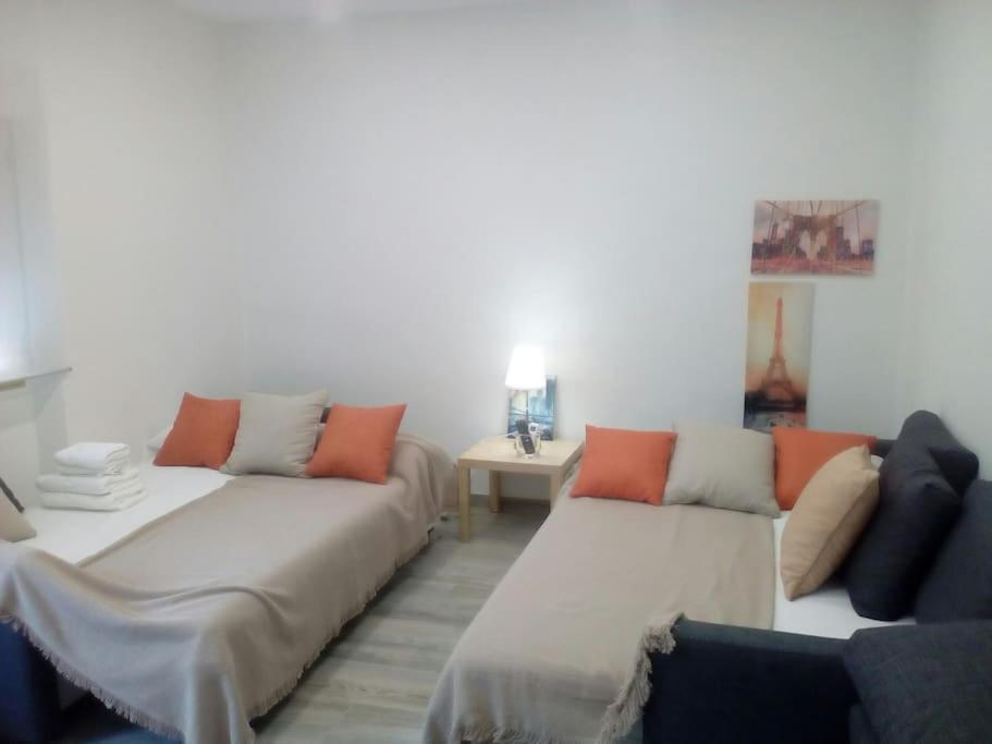 Hogar Del Lirio Appartement Granada Buitenkant foto
