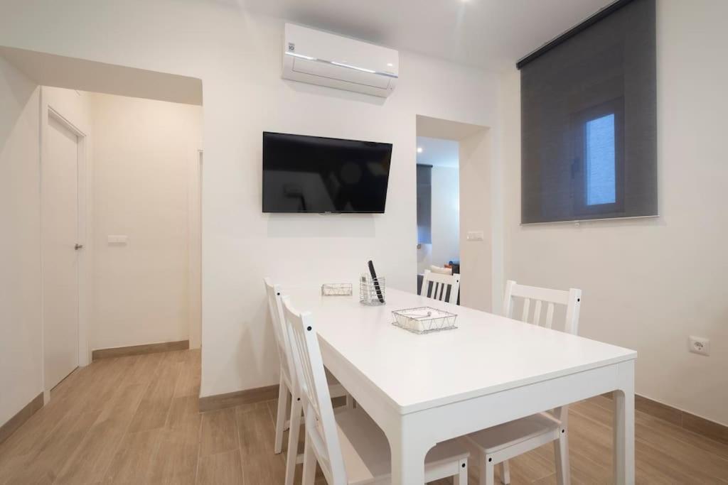 Hogar Del Lirio Appartement Granada Buitenkant foto