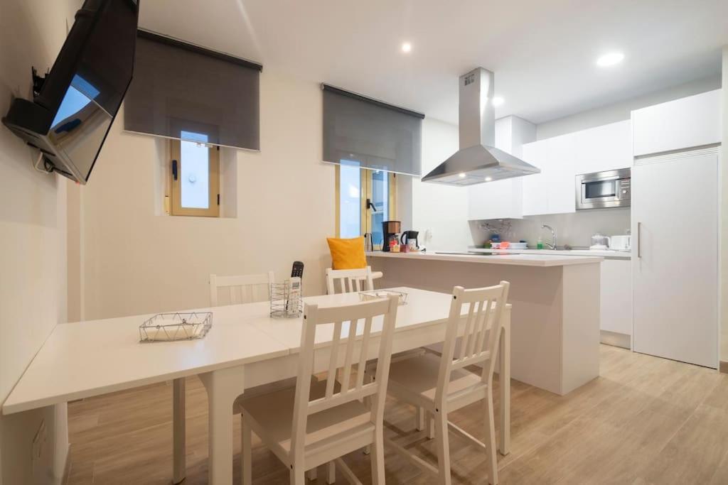 Hogar Del Lirio Appartement Granada Buitenkant foto